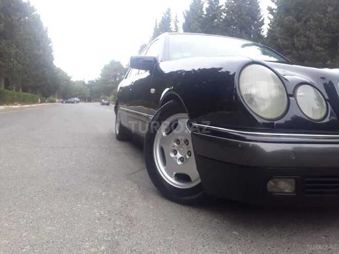 Mercedes E 220 1999, 265,324 km - 2.2 l - Sumqayıt