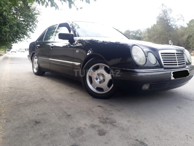 Mercedes E 220 1999, 265,324 km - 2.2 l - Sumqayıt