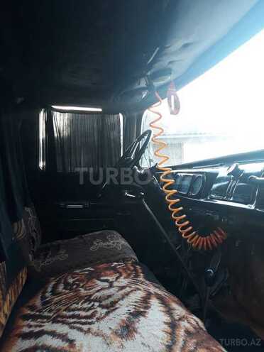 ZIL 130 1989, 195,000 km - 6.0 л - Neftçala