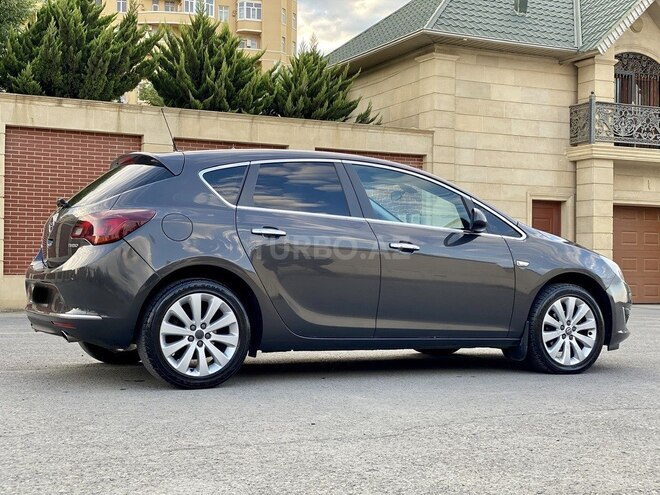 Opel Astra 2013, 162,000 km - 1.4 l - Sumqayıt