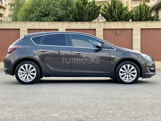 Opel Astra 2013, 162,000 km - 1.4 l - Sumqayıt