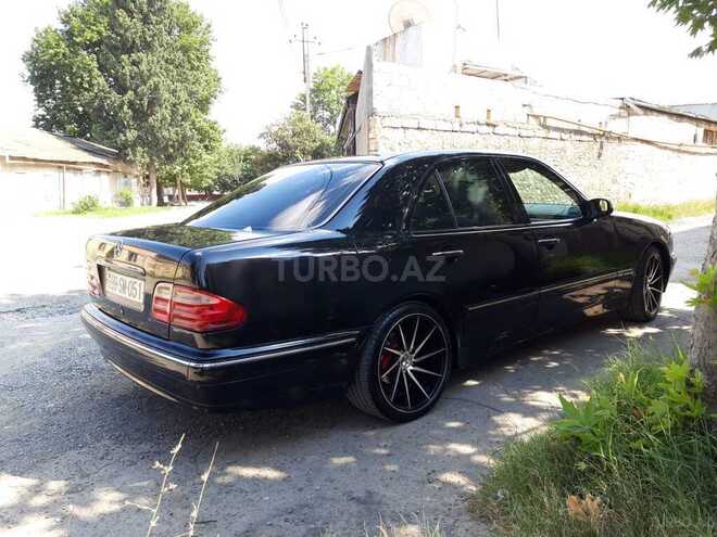 Mercedes E 240 1999, 200,000 km - 2.4 l - Gəncə