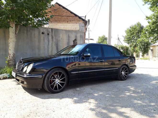 Mercedes E 240 1999, 200,000 km - 2.4 l - Gəncə