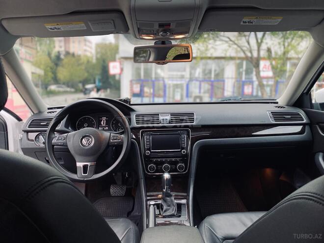 Volkswagen Passat 2015, 25,000 km - 1.8 l - Bakı