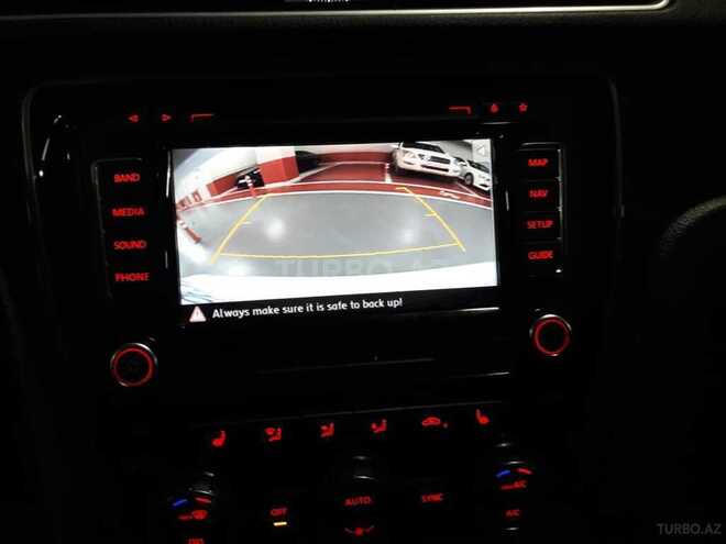 Volkswagen Passat 2015, 25,000 km - 1.8 l - Bakı