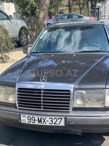 Mercedes E 300 1993, 289,500 km - 3.0 l - Bakı