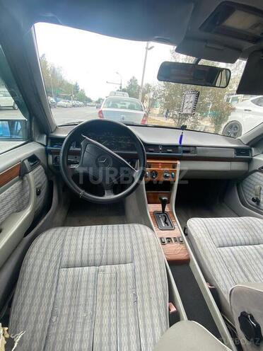 Mercedes E 300 1993, 289,500 km - 3.0 l - Bakı