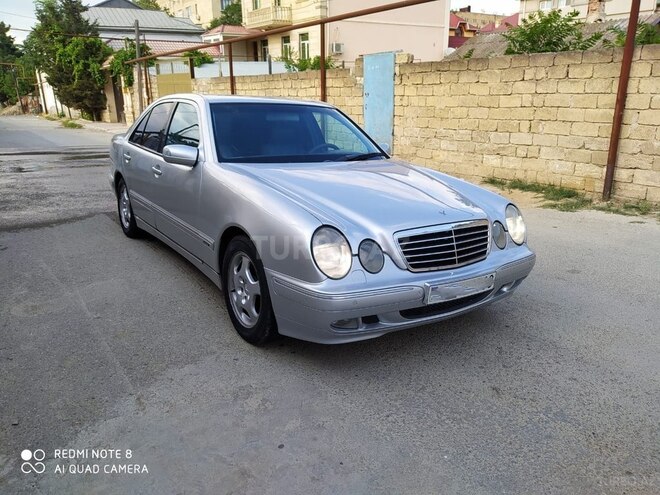 Mercedes E 240 2000, 250,000 km - 2.4 l - Bakı