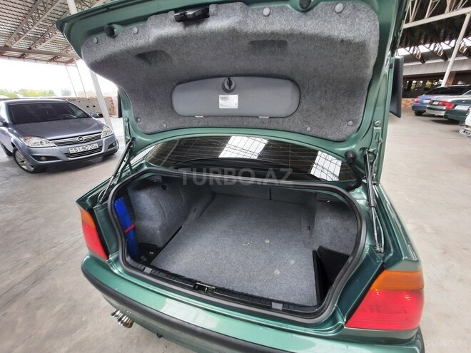 BMW 318 1998, 312,000 km - 1.9 л - Gəncə