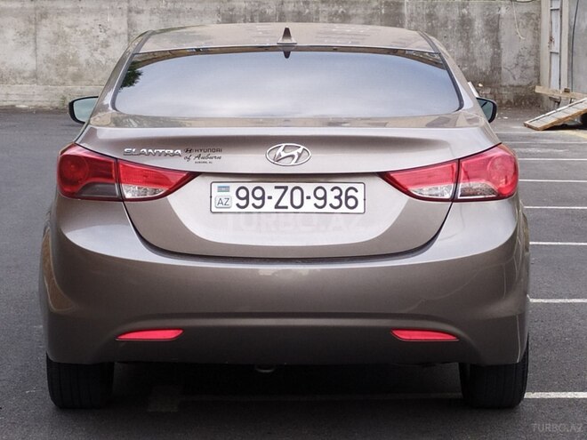 Hyundai Elantra 2011, 117,000 km - 1.8 l - Bakı