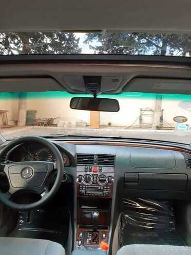 Mercedes C 240 1999, 458,000 km - 2.4 l - Bakı