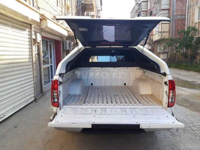 Nissan Navara 2012, 205,000 km - 2.5 л - Bakı