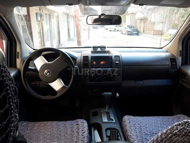 Nissan Navara 2012, 205,000 km - 2.5 л - Bakı