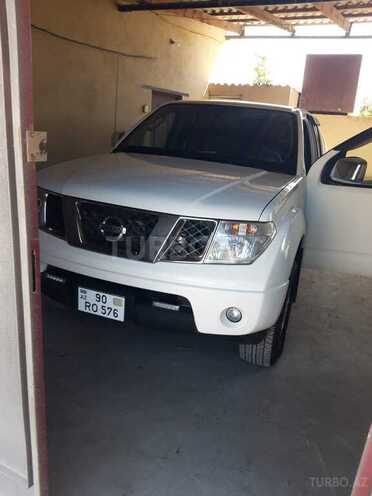 Nissan Navara 2012, 205,000 km - 2.5 л - Bakı