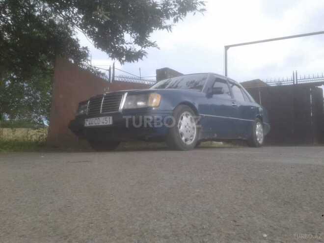 Mercedes E 200 1989, 246,365 km - 2.0 l - Masallı