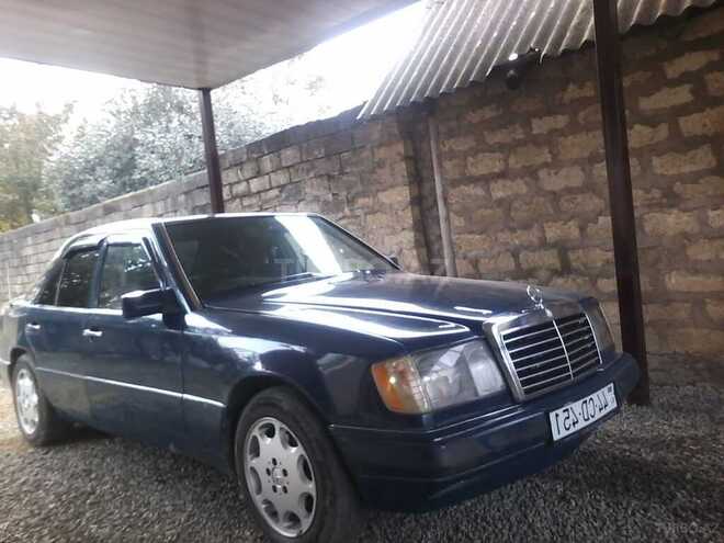Mercedes E 200 1989, 246,365 km - 2.0 l - Masallı