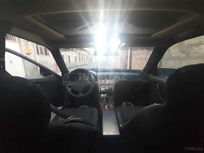 Mercedes C 220 1993, 300,000 km - 2.2 л - Bakı
