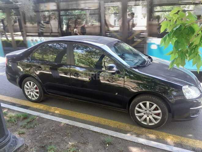Volkswagen Jetta 2010, 211,222 km - 1.6 л - Bakı