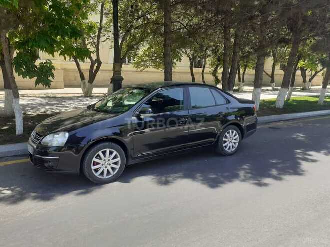 Volkswagen Jetta 2010, 211,222 km - 1.6 л - Bakı