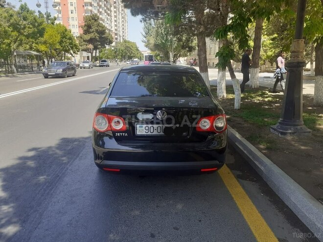 Volkswagen Jetta 2010, 211,222 km - 1.6 л - Bakı