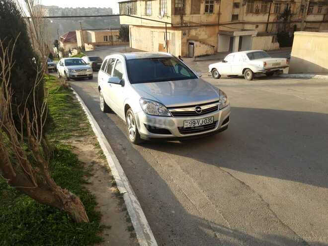 Opel Astra 2008, 318,000 km - 1.3 l - Qazax