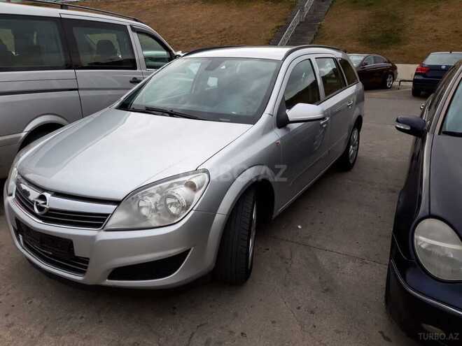 Opel Astra 2008, 318,000 km - 1.3 l - Qazax