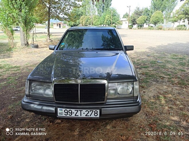 Mercedes E 250 1992, 200,000 km - 2.5 l - Masallı