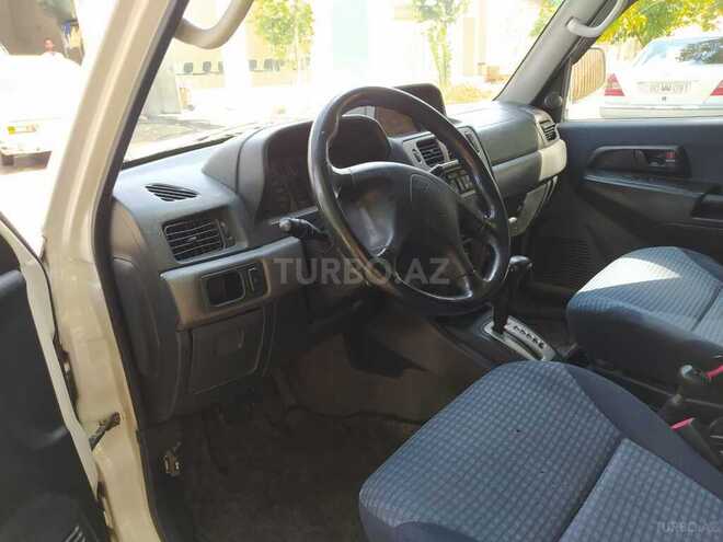 Mitsubishi Pajero io 1999, 253,000 km - 1.8 l - Quba