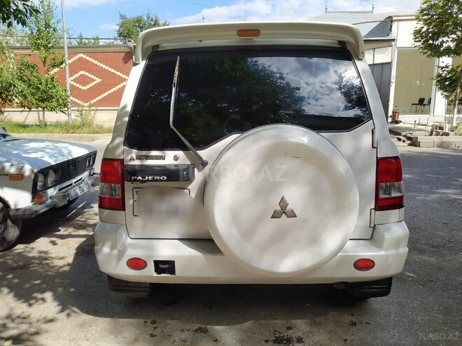 Mitsubishi Pajero io 1999, 253,000 km - 1.8 l - Quba