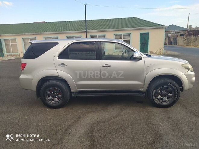 Toyota Fortuner 2006, 320,000 km - 2.7 l - Bakı