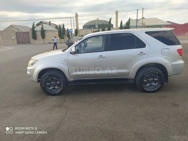 Toyota Fortuner 2006, 320,000 km - 2.7 l - Bakı