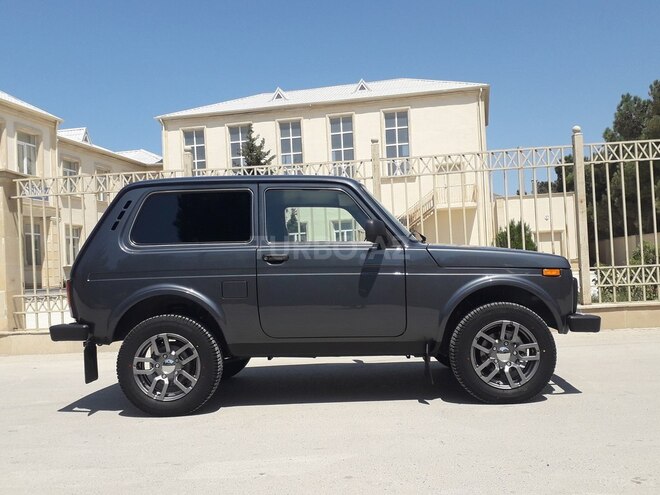 LADA (VAZ) Niva 2018, 32,000 km - 1.7 л - Bakı