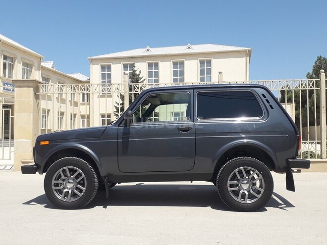 LADA (VAZ) Niva 2018, 32,000 km - 1.7 л - Bakı