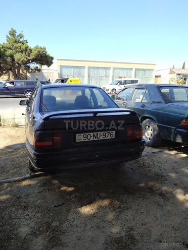 Opel Vectra 1993, 256,000 km - 1.7 l - Bakı