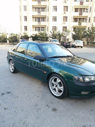 Opel Vectra 1996, 253,000 km - 2.0 l - Bakı