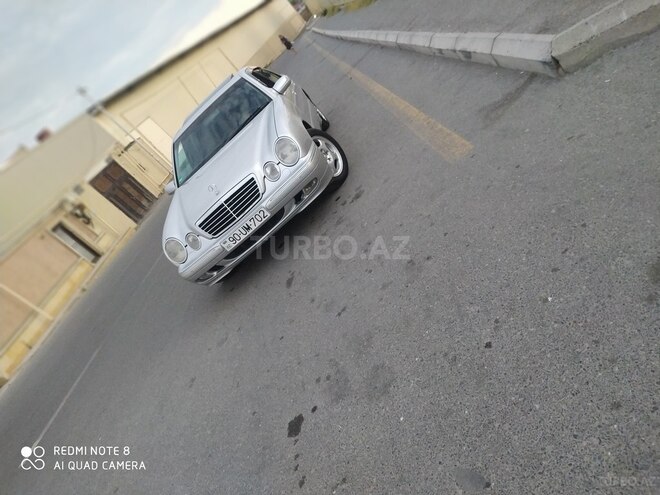 Mercedes E 240 2000, 320,000 km - 2.4 l - Bakı