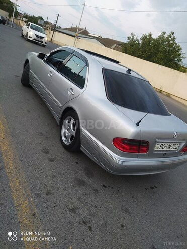 Mercedes E 240 2000, 320,000 km - 2.4 l - Bakı