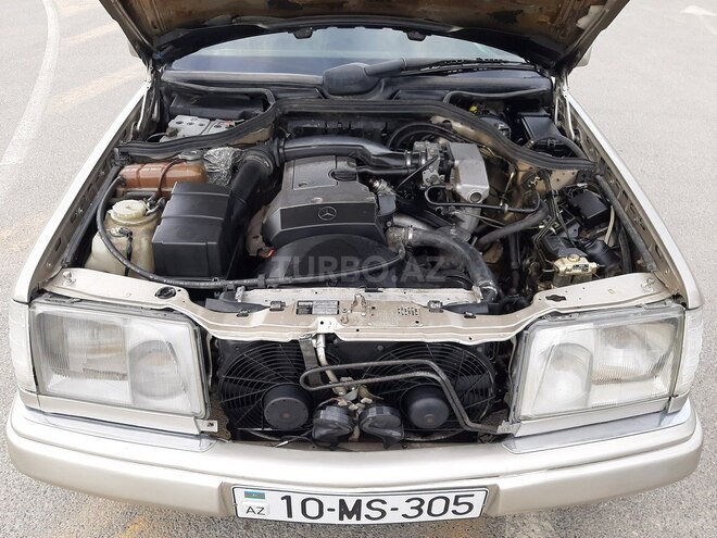 Mercedes E 200 1993, 310,500 km - 2.0 l - Sumqayıt