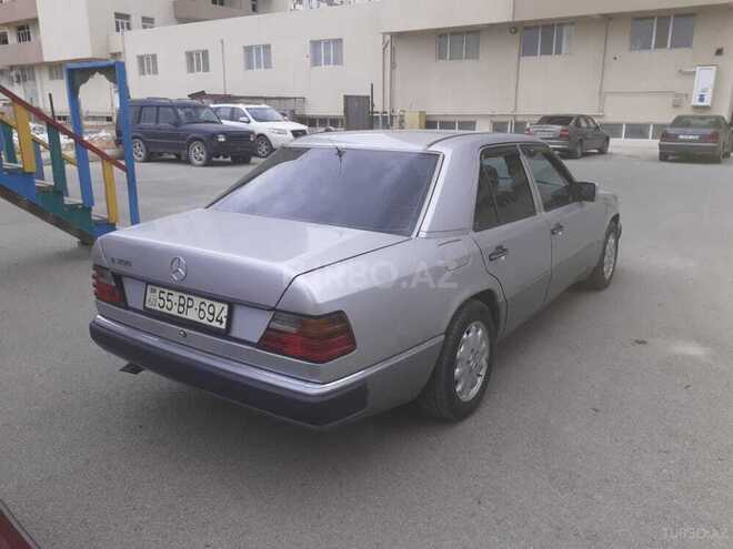 Mercedes E 300 1992, 235,652 km - 3.0 l - Bakı