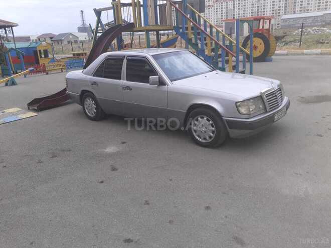Mercedes E 300 1992, 235,652 km - 3.0 l - Bakı