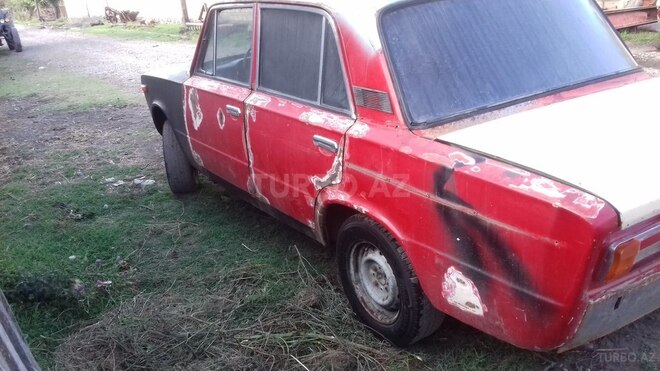 LADA (VAZ) 2106 1984, 300,000 km - 1.5 л - Qax
