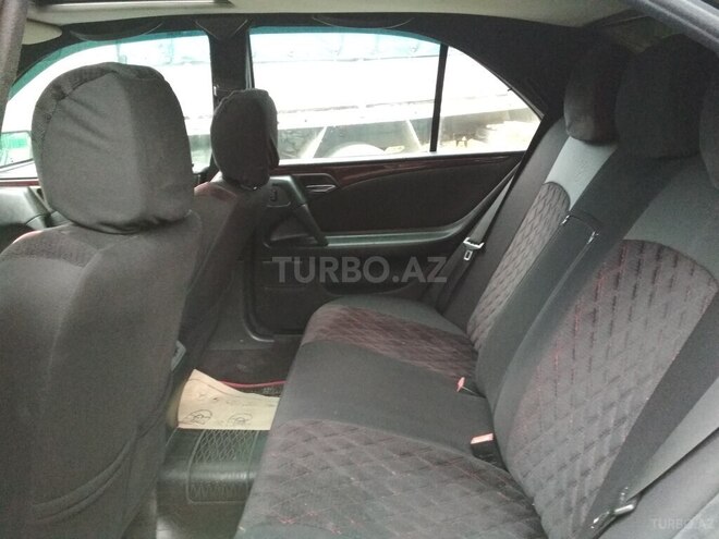 Mercedes E 280 1997, 401,000 km - 2.8 l - Bakı