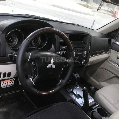 Mitsubishi Pajero 2008, 201,000 km - 3.8 l - Bakı