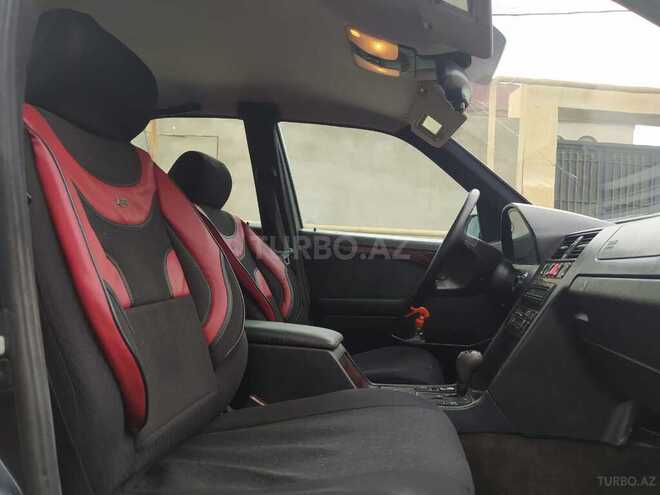 Mercedes C 200 1996, 290,000 km - 2.0 л - Bakı