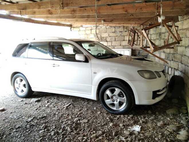 Mitsubishi Airtrek 2002, 200,200 km - 2.0 l - Masallı