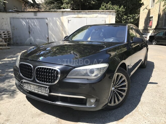 BMW 750 2009, 278,000 km - 4.4 л - Bakı