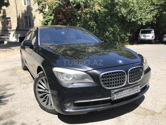 BMW 750 2009, 278,000 km - 4.4 л - Bakı