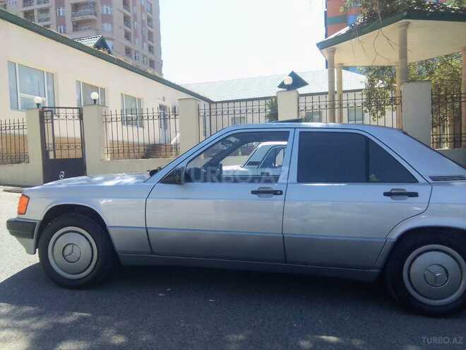 Mercedes 190 1993, 195,000 km - 1.8 l - Bakı