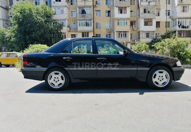 Mercedes C 230 2000, 188,732 km - 2.3 l - Bakı