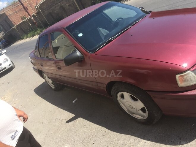 Opel Vectra 1995, 231,510 km - 2.0 л - Bakı